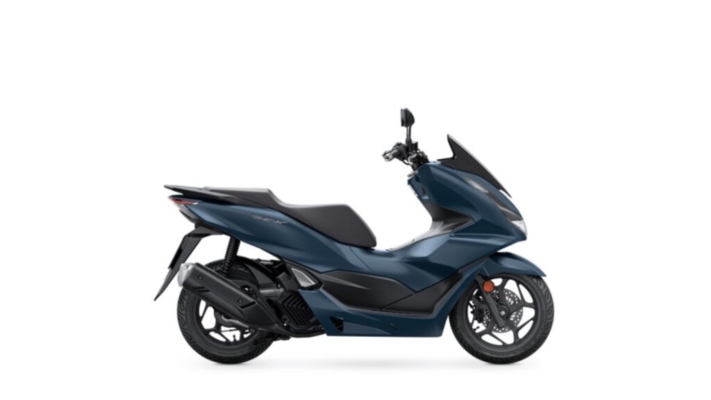 Honda PCX 125 scooter hire in Las Palmas de Gran Canaria